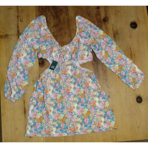 wild fable Dresses & Skirts - Wild Fable Womens Size XXL Long Sleeve Cut Out Sides Dress Multicolor Floral NWT